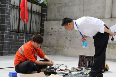 武漢通信段 比標準，拼速度，光纜接續大比武助力通信設備修理